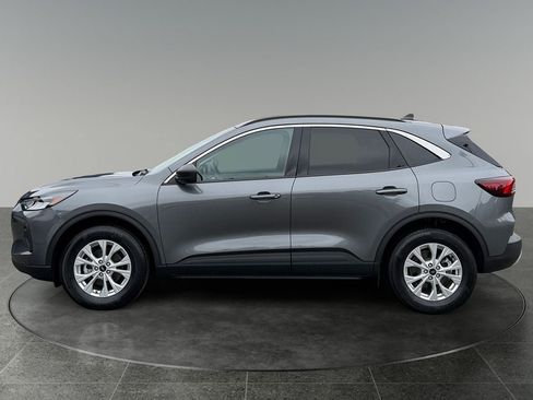 Used 2023 Ford Escape Active w/ Tech Pack #1 AWD/4WD image 5