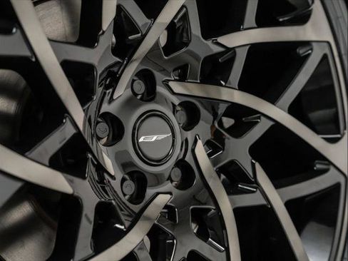 New 2025 Land Rover Range Rover Long Wheelbase Autobiography image 17