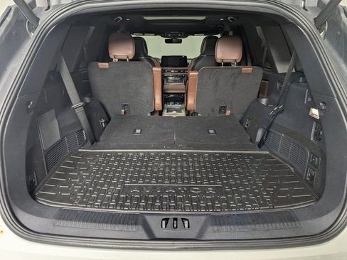 Used 2025 Lincoln Aviator Reserve w/ Equipment Group 201A image 19