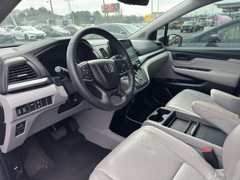 Used 2022 Honda Odyssey EX-L image 3
