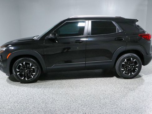 Used 2023 Chevrolet TrailBlazer LT FWD image 10