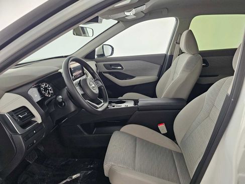 Used 2023 Nissan Rogue SV image 21