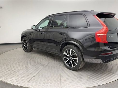 Used 2023 Volvo XC90 T8 Ultimate image 4