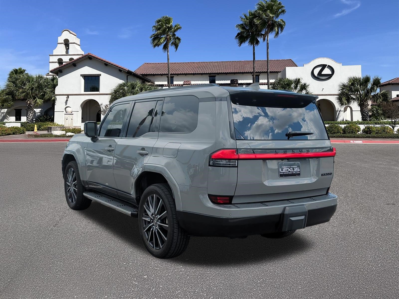 Certified 2024 Lexus GX 550 w/ Accessory Package (Z1) AWD/4WD image 4