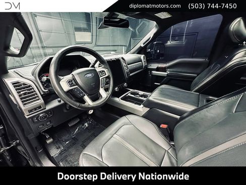 Used 2017 Ford F250 Platinum w/ Platinum Ultimate Package AWD/4WD image 17