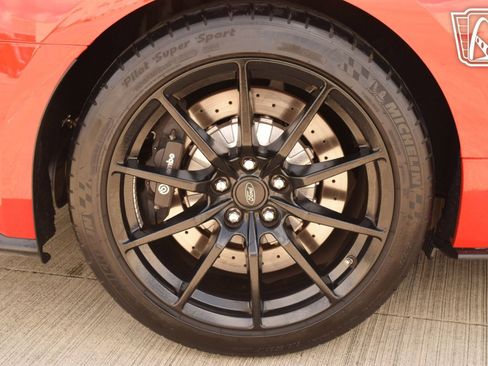 Used 2017 Ford Mustang Shelby GT350 image 40