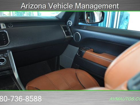 Used 2016 Land Rover Range Rover Sport Supercharged AWD/4WD image 24