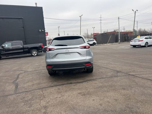 Used 2022 MAZDA CX-9 Touring image 10