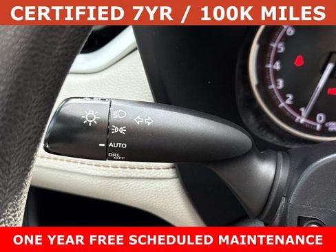 Used 2025 Toyota RAV4 XLE w/ Convenience Package FWD image 27