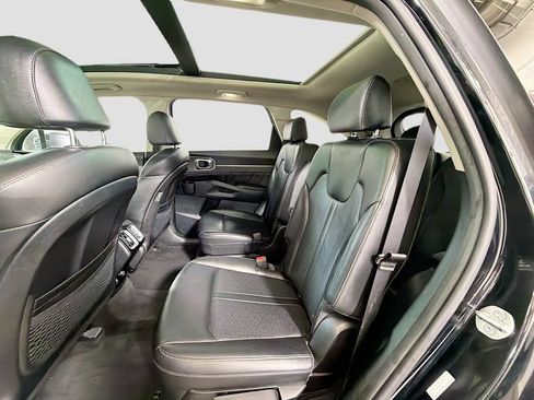 Used 2023 Kia Sorento SX AWD/4WD image 26