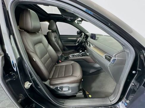 Used 2022 MAZDA CX-5 Signature image 28