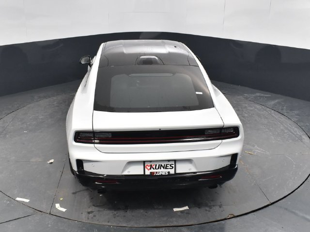 New 2026 Dodge Charger R/T w/ Driver Convenience Group AWD/4WD image 39