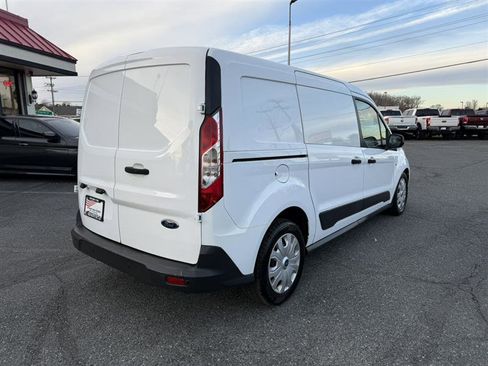 Used 2015 Ford Transit Connect XLT image 5