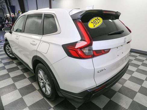 Used 2025 Honda CR-V EX-L image 11