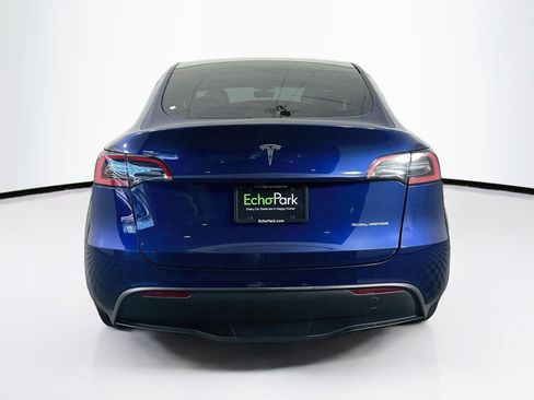Used 2024 Tesla Model Y Long Range AWD/4WD image 7