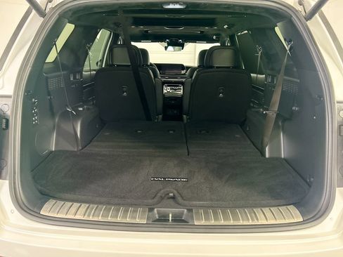 Used 2024 Hyundai Palisade Calligraphy FWD image 27
