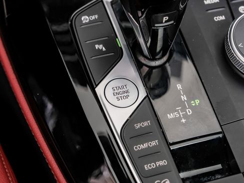 Used 2024 BMW X4 M40i w/ Shadowloine Package image 25