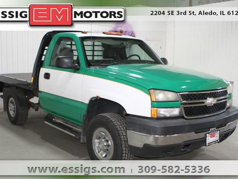 Used 2007 Chevrolet Silverado 3500 4x4 Regular Cab image 1