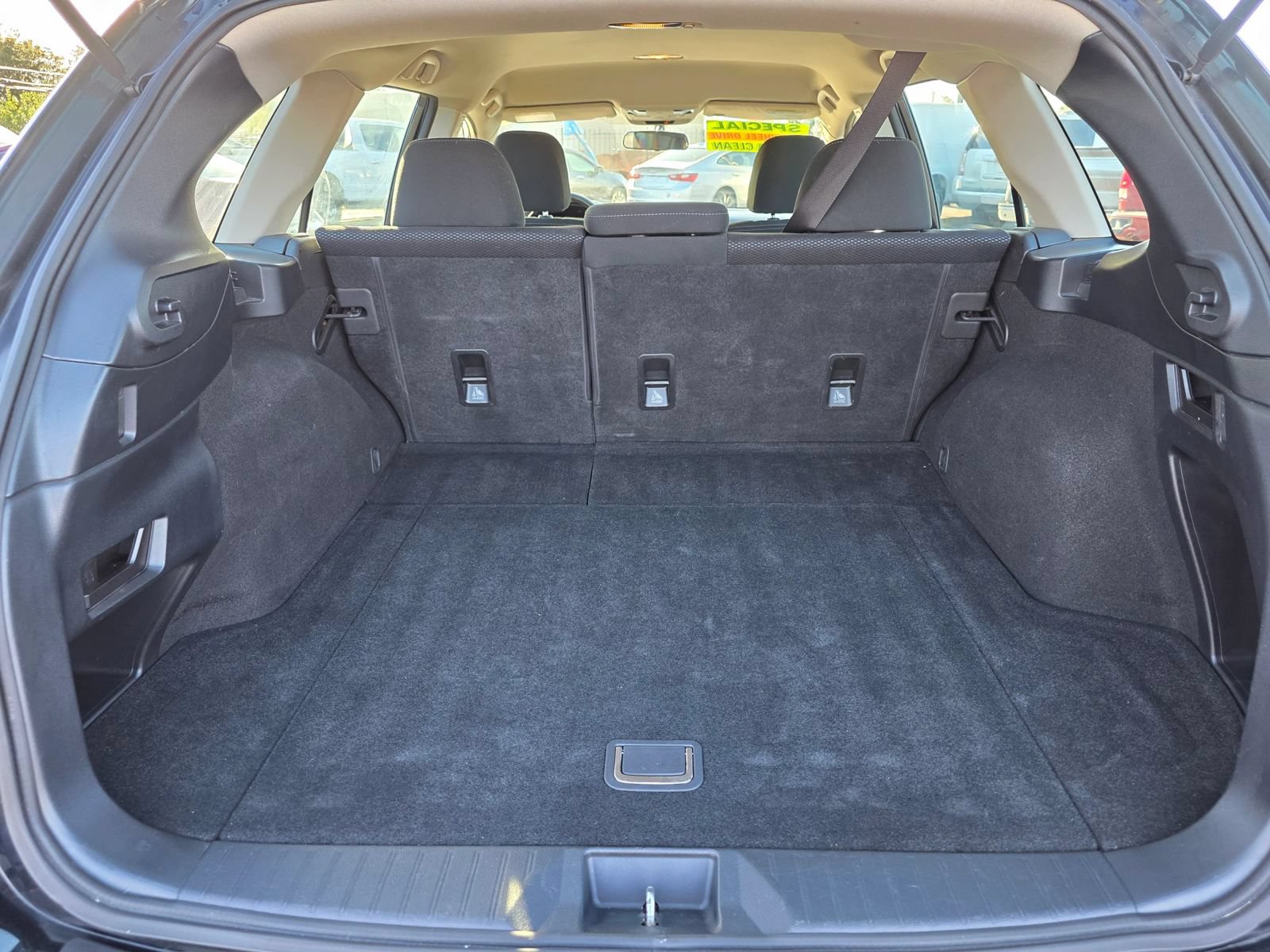 Used 2018 Subaru Outback 2.5i AWD/4WD image 9