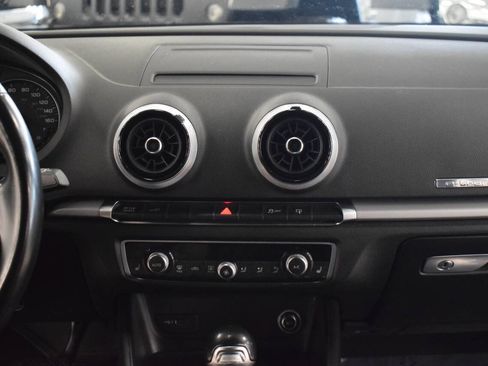 Used 2017 Audi A3 e-tron Premium FWD image 32
