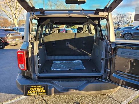 New 2025 Ford Bronco 4-Door image 17