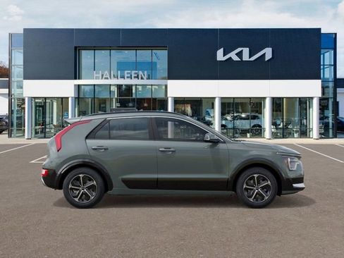 New 2026 Kia Niro SX image 7