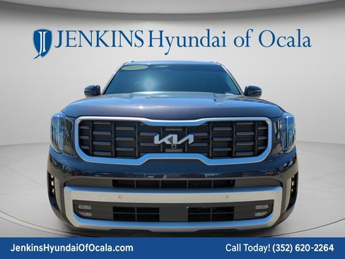 Used 2025 Kia Telluride SX w/ SX Captain's Chair Package AWD/4WD image 8