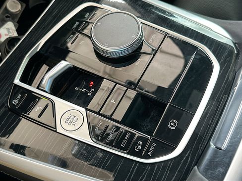 Certified 2024 BMW X5 M60i AWD/4WD image 17