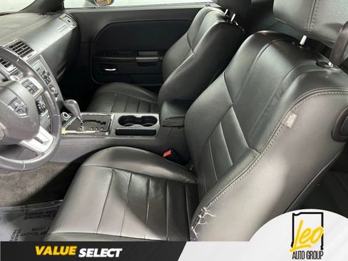 Used 2012 Dodge Challenger R/T RWD image 11