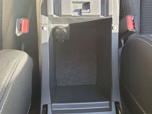 Used 2024 Subaru Outback Premium image 21