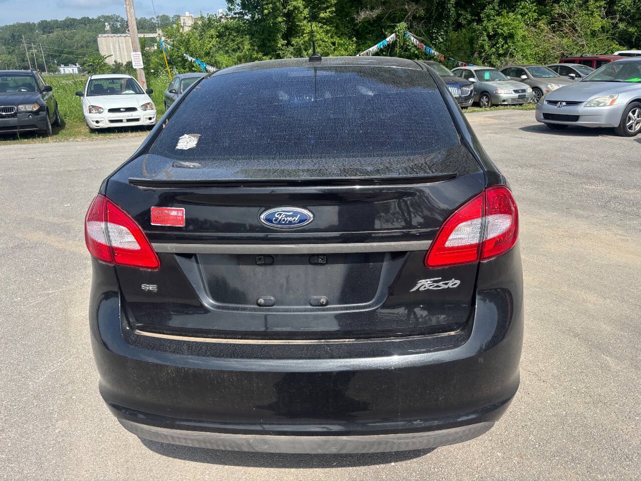 Used 2013 Ford Fiesta SE FWD image 10
