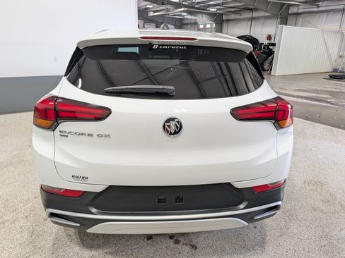 Used 2023 Buick Encore GX Preferred w/ Cold Weather Comfort Package AWD/4WD image 4