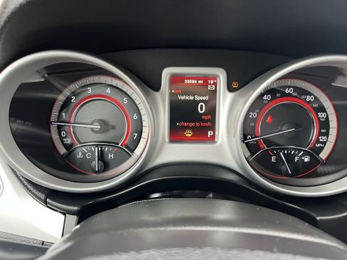 Used 2019 Dodge Journey SE w/ Connectivity Group image 8