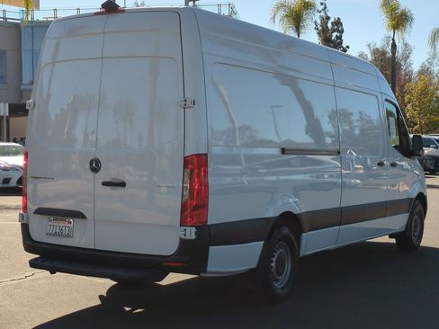 Used 2023 Mercedes-Benz Sprinter 2500 image 5