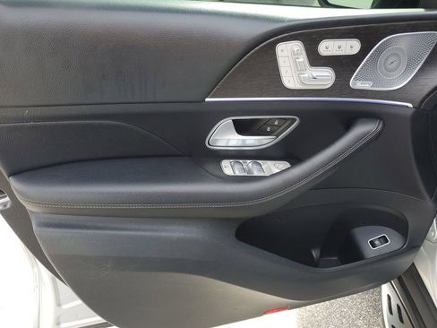 Used 2021 Mercedes-Benz GLS 450 4MATIC image 20