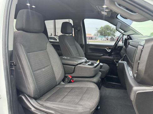 Used 2024 Chevrolet Silverado 2500 LT image 17