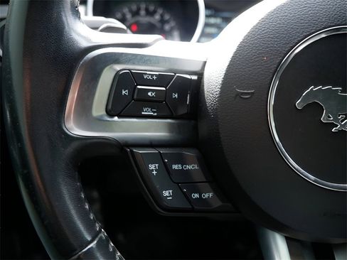 Used 2020 Ford Mustang Premium image 19