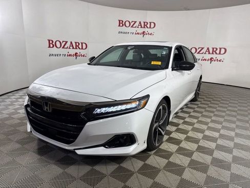 Used 2022 Honda Accord Sport image 4