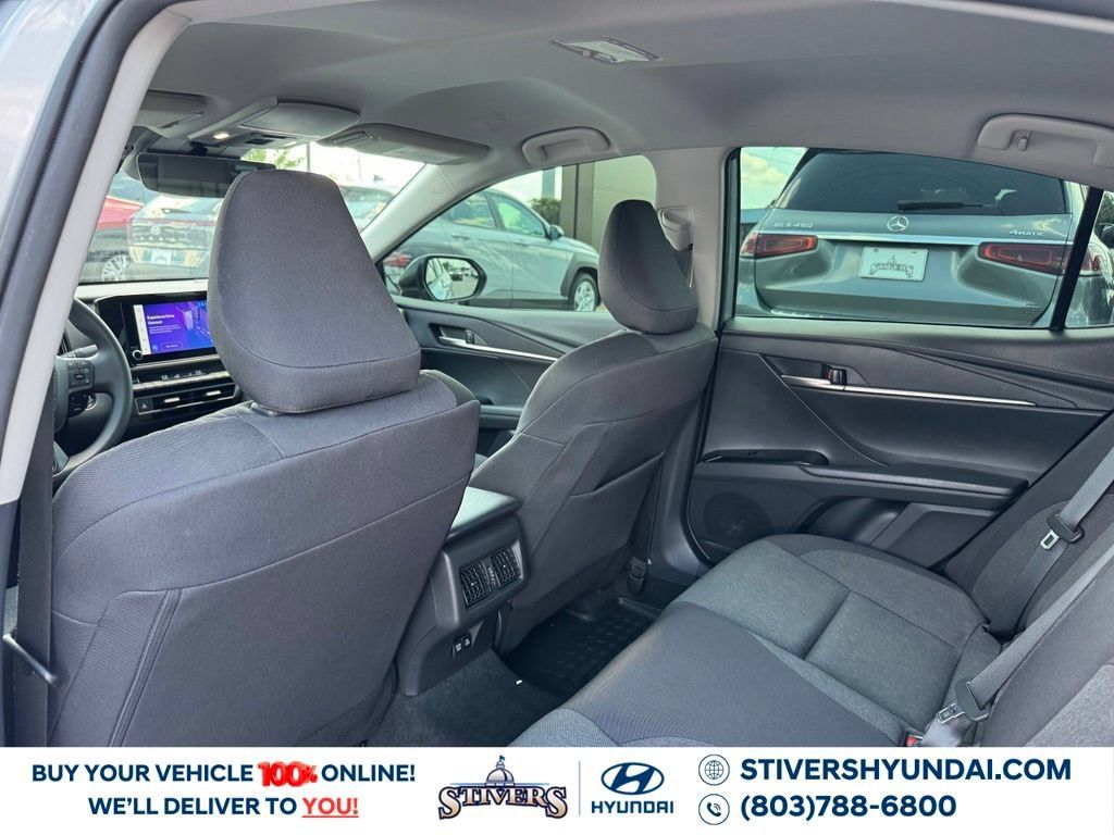 Used 2025 Toyota Camry LE FWD image 21