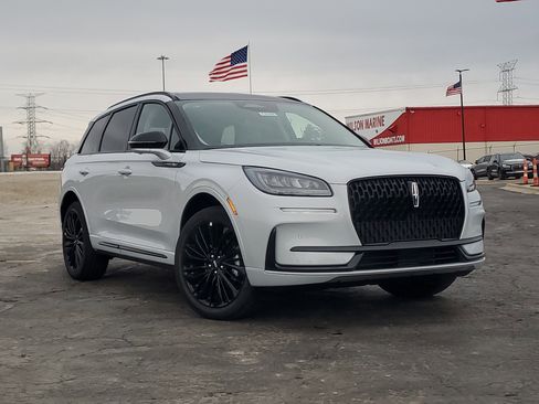 New 2026 Lincoln Corsair Premiere image 1