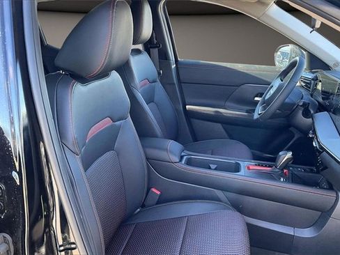 New 2026 Nissan Kicks SR image 11