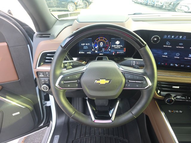 Used 2026 Chevrolet Suburban High Country AWD/4WD image 20