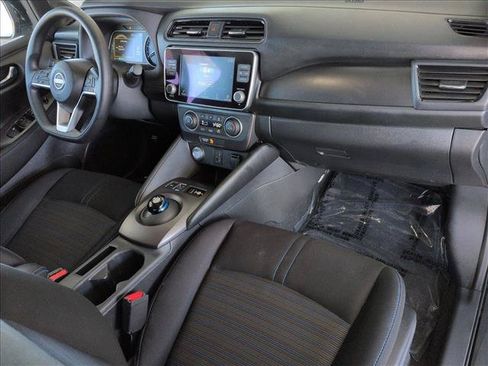Used 2025 Nissan Leaf S FWD image 20