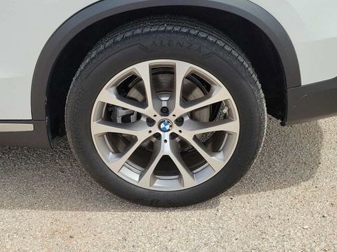 Used 2025 BMW X5 sDrive40i w/ Premium Package RWD image 12
