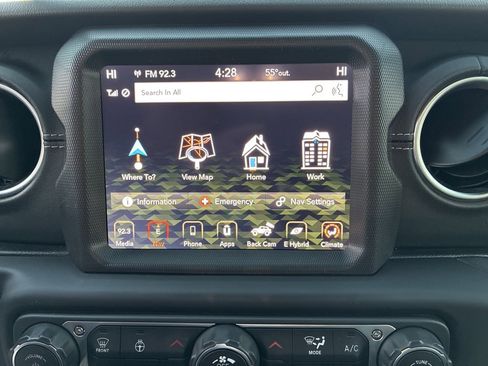 Used 2021 Jeep Wrangler Unlimited Sahara w/ Cold Weather Group image 15