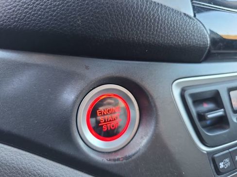 Used 2017 Honda Pilot EX-L image 25