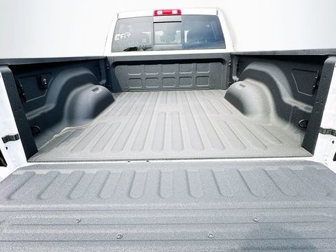 New 2026 RAM 2500 Tradesman AWD/4WD image 32