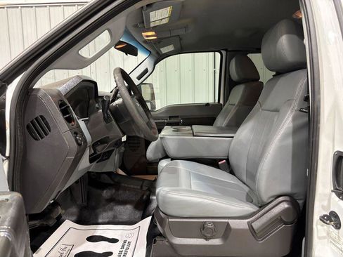 Used 2016 Ford F250 XL w/ Power Equipment Group AWD/4WD image 11