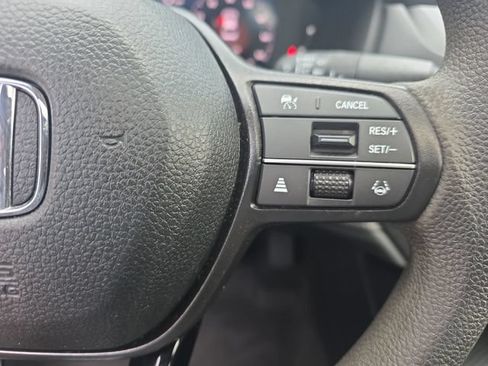Used 2025 Honda Accord SE image 19