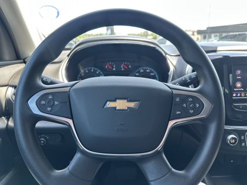 Used 2020 Chevrolet Traverse LS w/ LPO, Floor Liner Package AWD/4WD image 18